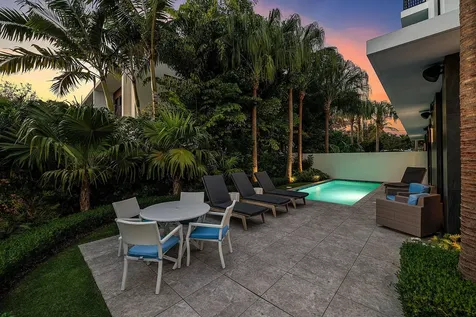 927 Witherspoon Lane Delray Beach FL 33483