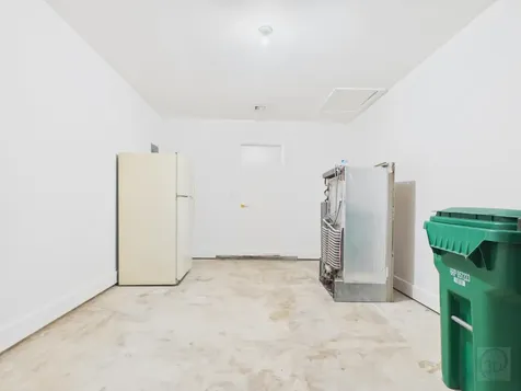 240 Se Twig Avenue Port Saint Lucie FL 34983