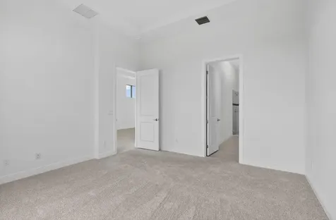 320 Se Via Sangro Port Saint Lucie FL 34952