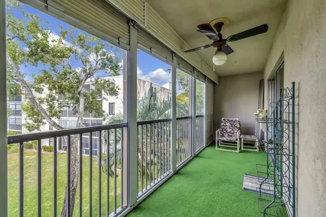 6585 Kensington Lane Delray Beach FL 33446