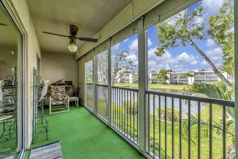 6585 Kensington Lane Delray Beach FL 33446