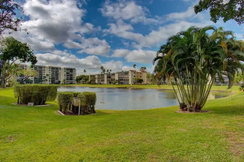 6585 Kensington Lane Delray Beach FL 33446