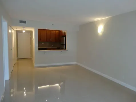 9235 SW 8th Street Boca Raton FL 33428