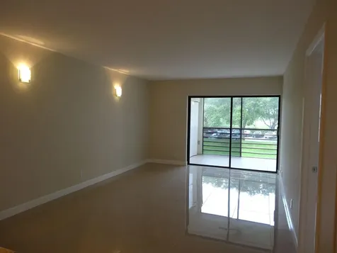 9235 SW 8th Street Boca Raton FL 33428