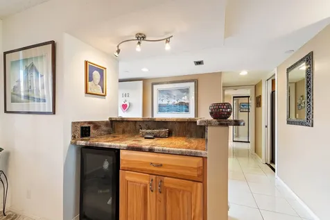 1000 N Us Highway 1 Jupiter FL 33477