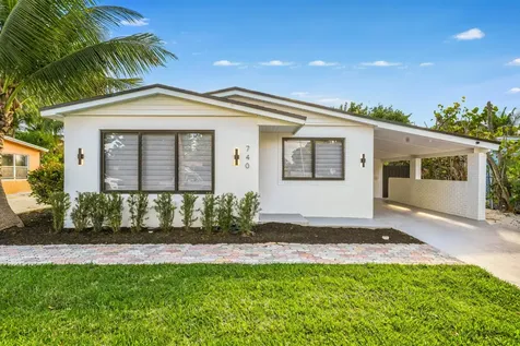 740 Ne 43 Court Deerfield Beach FL 33064