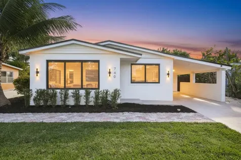 740 Ne 43 Court Deerfield Beach FL 33064
