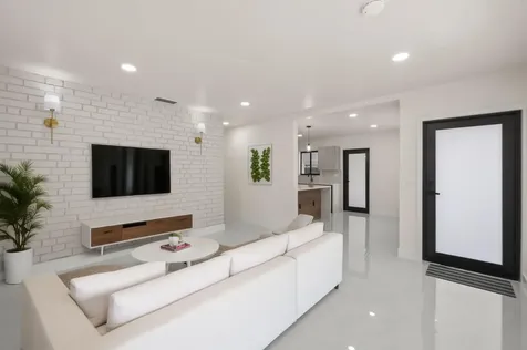 740 Ne 43 Court Deerfield Beach FL 33064