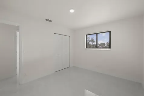 740 Ne 43 Court Deerfield Beach FL 33064