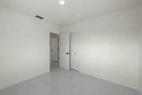 740 Ne 43 Court Deerfield Beach FL 33064