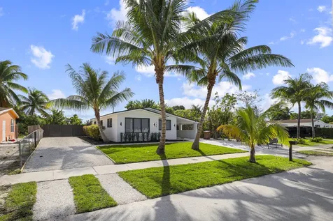 740 Ne 43 Court Deerfield Beach FL 33064