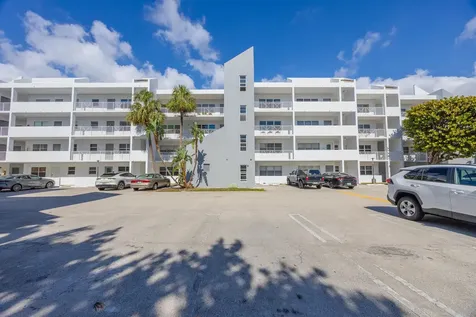 2850 NE 14th Street Pompano Beach FL 33062