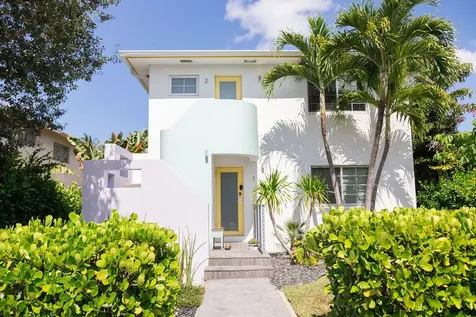 210 S Ocean Breeze Lake Worth Beach FL 33460