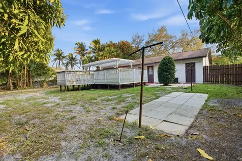 2545 Conroy Drive North Palm Beach FL 33403