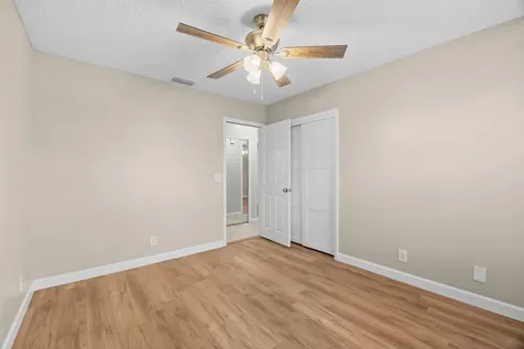 8993 Se Sandridge Avenue Hobe Sound FL 33455