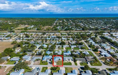 8993 Se Sandridge Avenue Hobe Sound FL 33455
