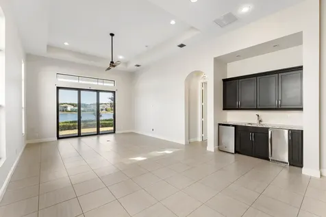 241 SE Fascino Circle Port Saint Lucie FL 34984