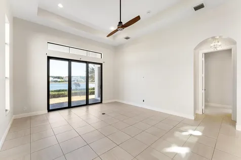 241 SE Fascino Circle Port Saint Lucie FL 34984