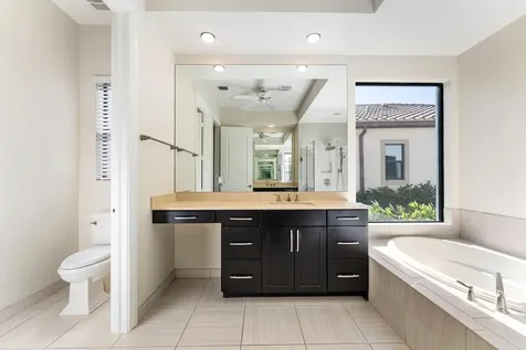 241 SE Fascino Circle Port Saint Lucie FL 34984