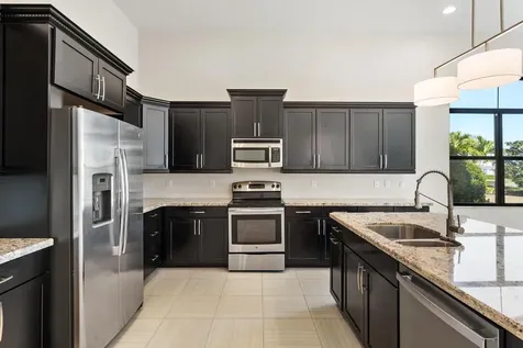 241 SE Fascino Circle Port Saint Lucie FL 34984