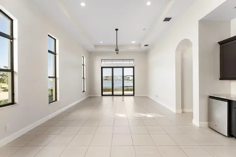 241 SE Fascino Circle Port Saint Lucie FL 34984