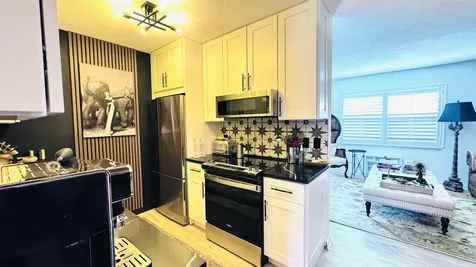 401 N J Street Lake Worth Beach FL 33460
