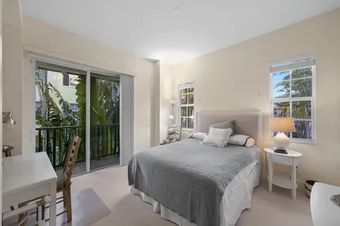 226 N Latitude Circle Delray Beach FL 33483