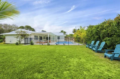 9 W Riverside Drive Jupiter FL 33469