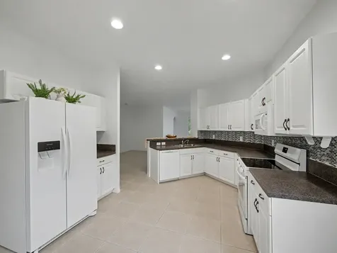 311 Sw Maclay Way Port Saint Lucie FL 34986