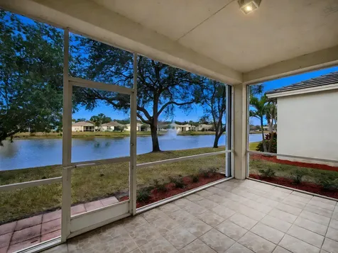 311 Sw Maclay Way Port Saint Lucie FL 34986