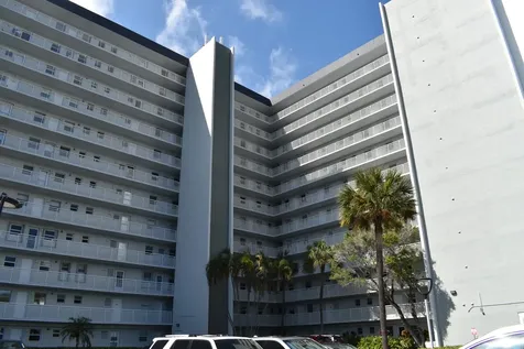 801 S Federal Highway Pompano Beach FL 33062