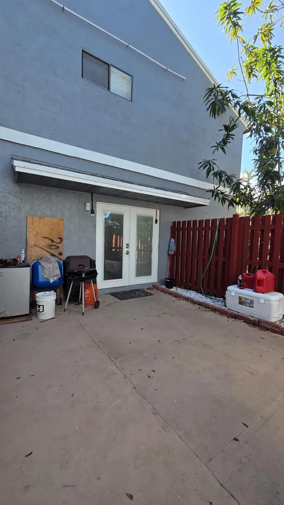 4 Crossings Circle Boynton Beach FL 33435