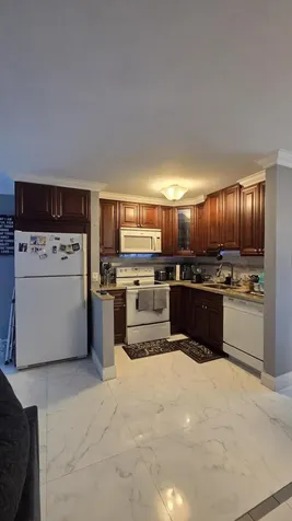 4 Crossings Circle Boynton Beach FL 33435