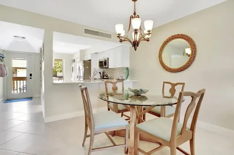 316 Brackenwood Circle Palm Beach Gardens FL 33418