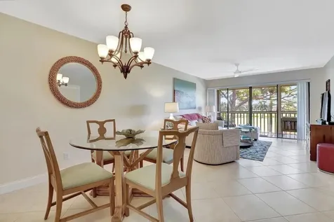 316 Brackenwood Circle Palm Beach Gardens FL 33418