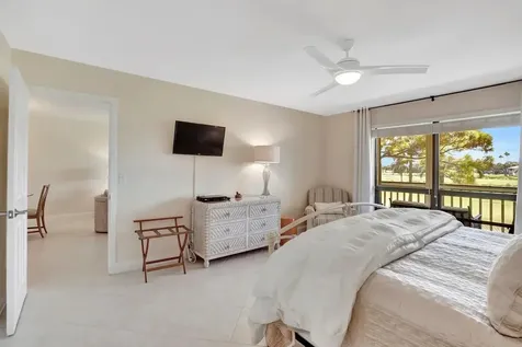 316 Brackenwood Circle Palm Beach Gardens FL 33418