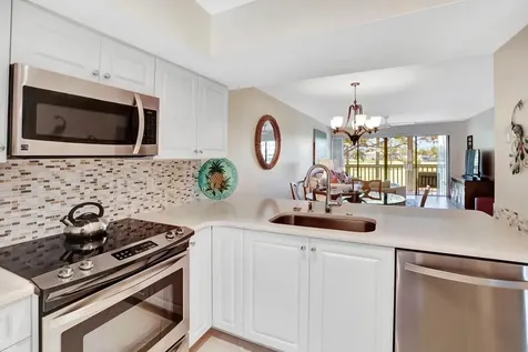316 Brackenwood Circle Palm Beach Gardens FL 33418