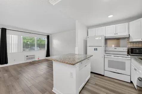 234 Canterbury K West Palm Beach FL 33417