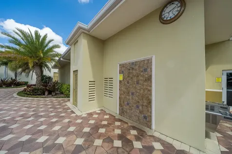 234 Canterbury K West Palm Beach FL 33417