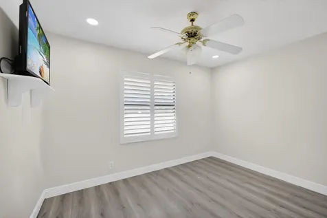 14241 76th Road The Acreage FL 33470