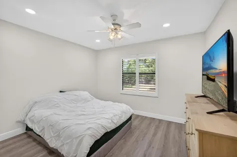 14241 76th Road The Acreage FL 33470