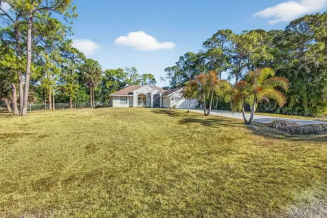 14241 76th Road The Acreage FL 33470