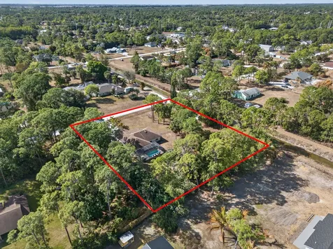 14241 76th Road The Acreage FL 33470