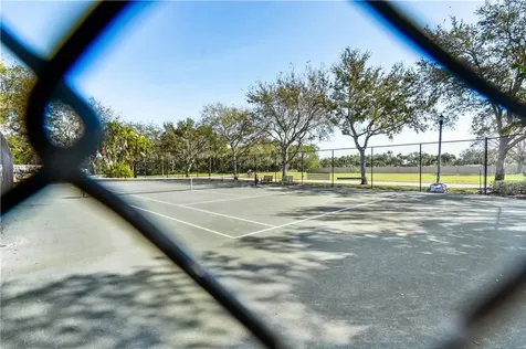 4585 Bridgepointe Way Vero Beach FL 32967