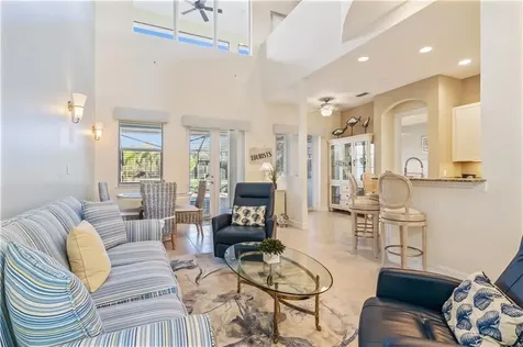 4585 Bridgepointe Way Vero Beach FL 32967