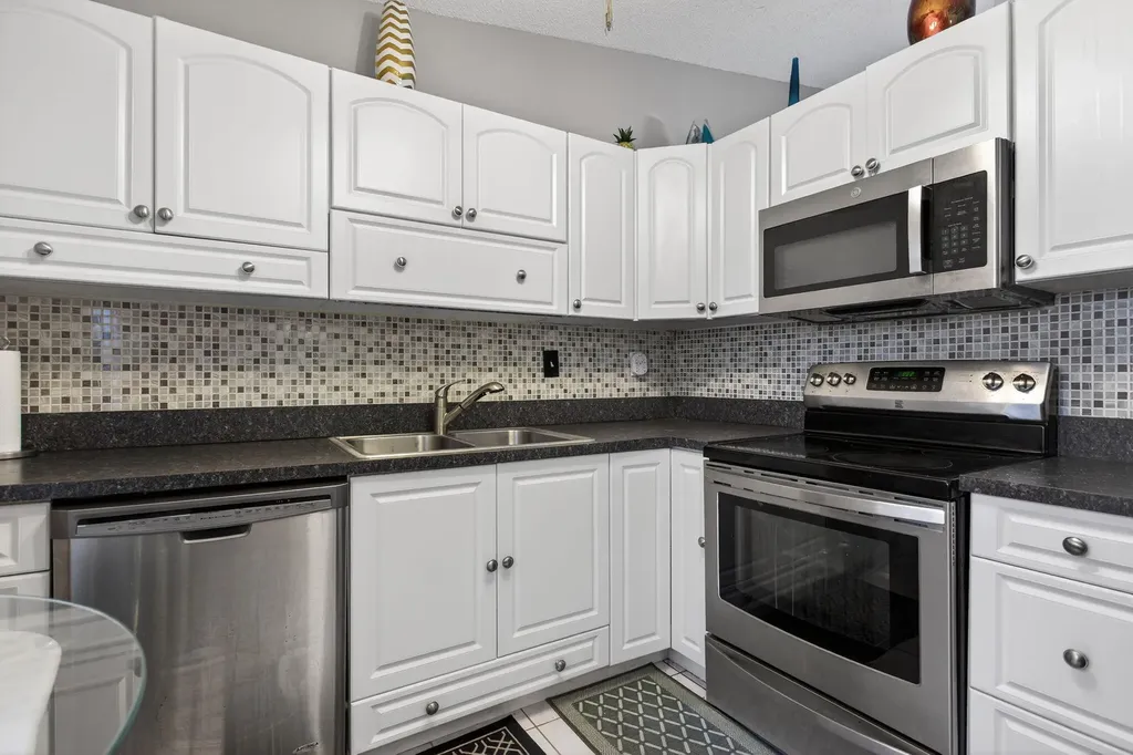 540 Nw 43rd Street Deerfield Beach FL 33064