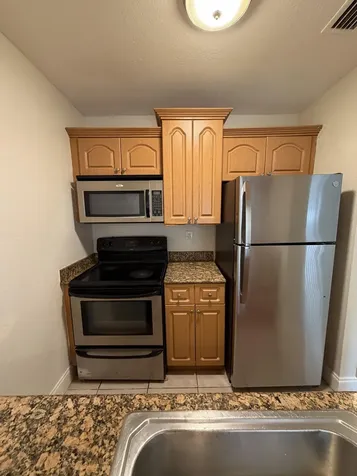 6043 10th Avenue Greenacres FL 33463