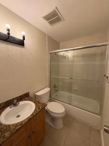 6043 10th Avenue Greenacres FL 33463