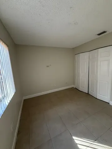 6043 10th Avenue Greenacres FL 33463
