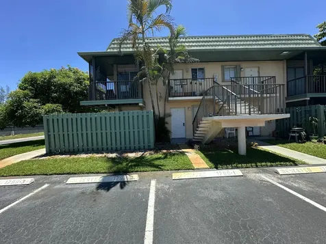 1799 Fairview Villas Drive Palm Springs FL 33406